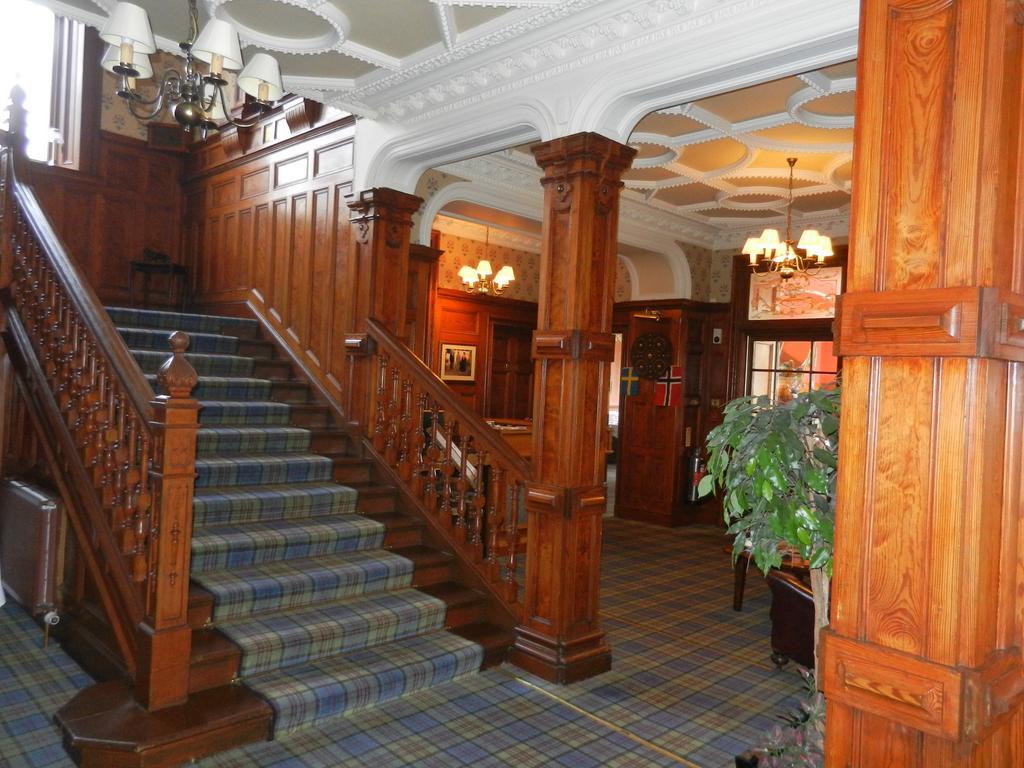 Mansfield Castle Hotel Tain Buitenkant foto